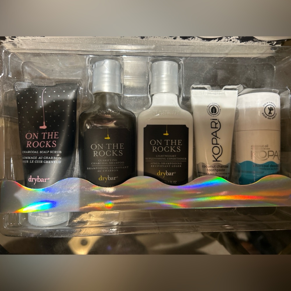 NEW Drybar on the rocks & Kopari Lil’ Charcoal Charmers Set (Box Damaged) - Picture 3 of 5